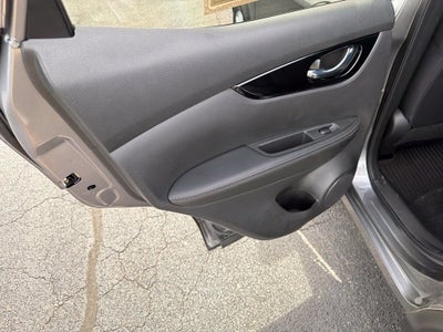 2022 Nissan Rogue Sport SV FWD Xtronic CVT