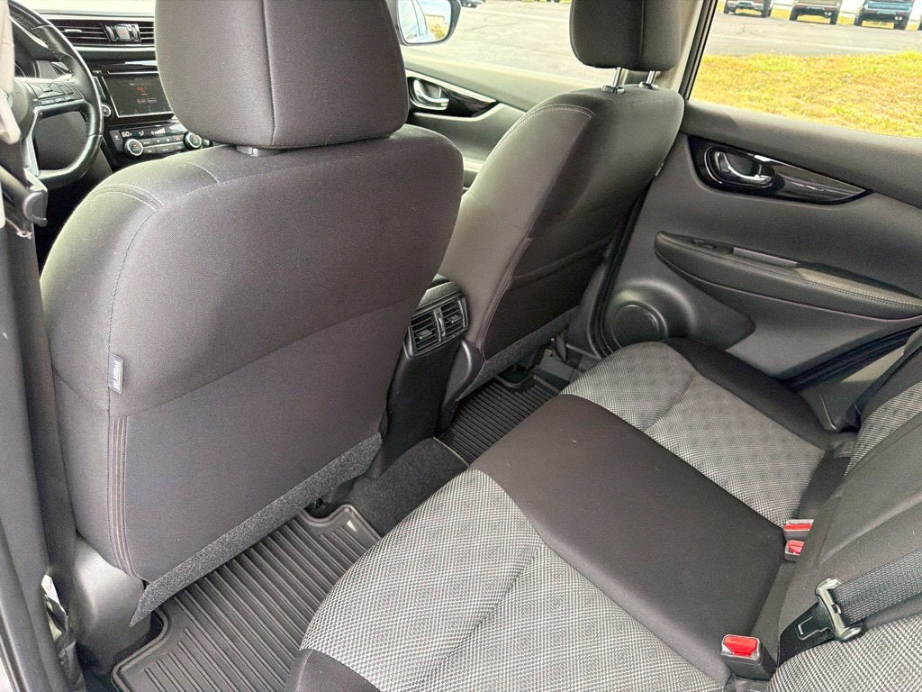 2022 Nissan Rogue Sport SV FWD Xtronic CVT