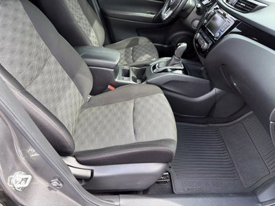 2022 Nissan Rogue Sport SV FWD Xtronic CVT