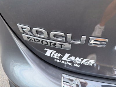 2022 Nissan Rogue Sport SV FWD Xtronic CVT