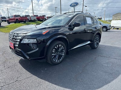 2025 Nissan Rogue Platinum FWD