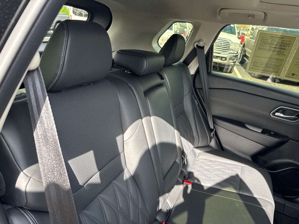 2025 Nissan Rogue Platinum FWD