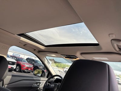 2025 Nissan Rogue Platinum FWD