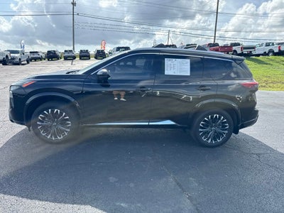 2025 Nissan Rogue Platinum FWD