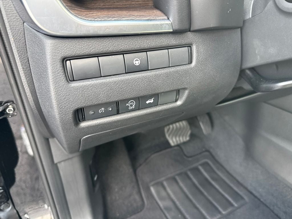 2025 Nissan Rogue Platinum FWD