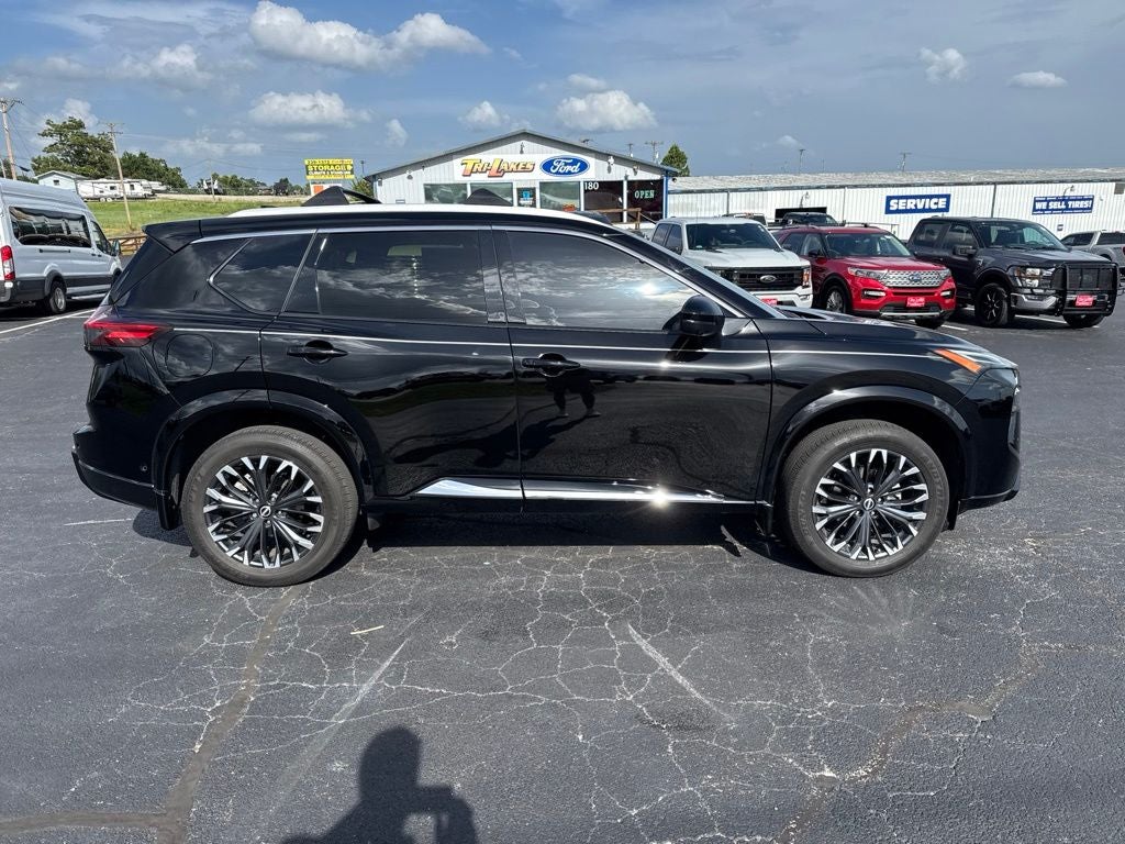 2025 Nissan Rogue Platinum FWD