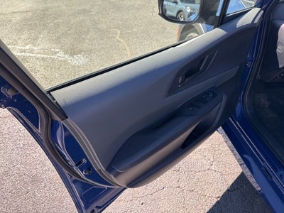 2025 Toyota Prius LE