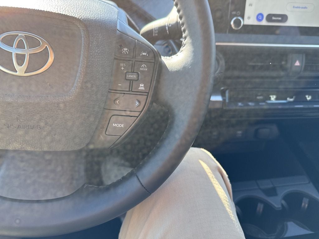 2025 Toyota Prius LE