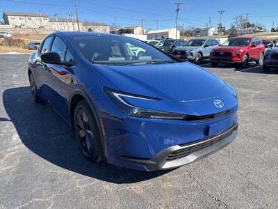 2025 Toyota Prius LE