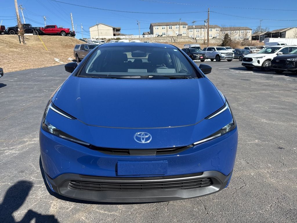 2025 Toyota Prius LE