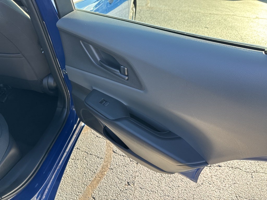 2025 Toyota Prius LE