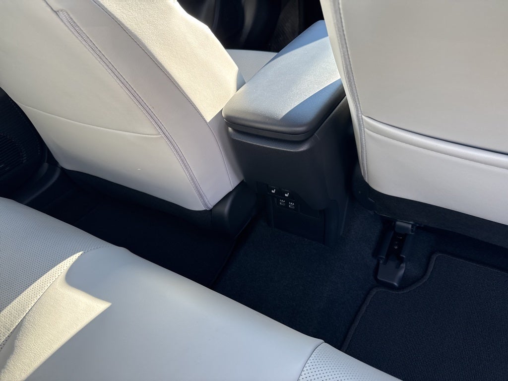 2023 Toyota Prius Limited