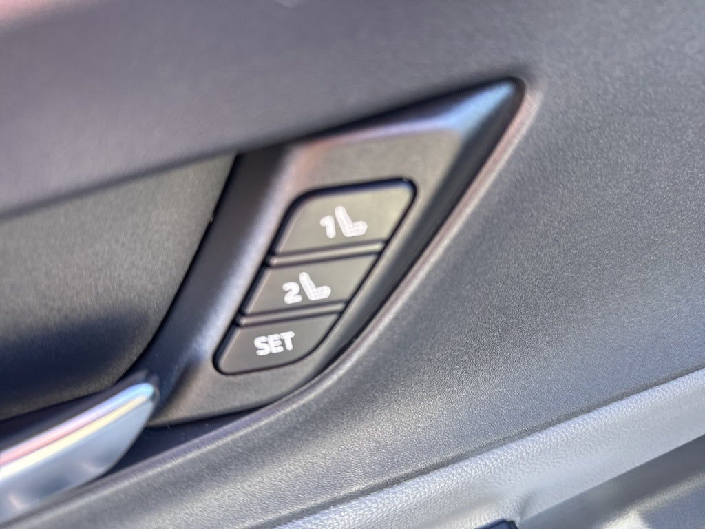 2023 Toyota Prius Limited