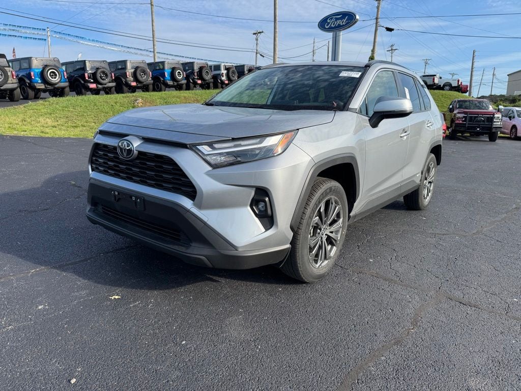 2025 Toyota RAV4 Hybrid XLE Premium