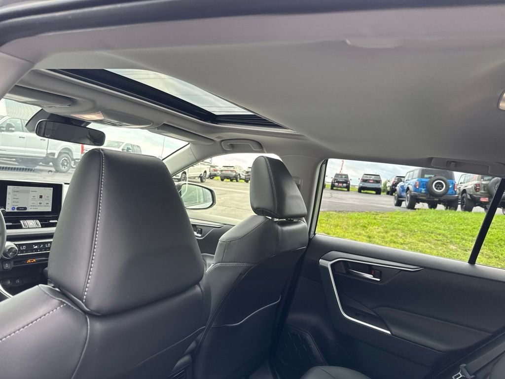 2025 Toyota RAV4 Hybrid XLE Premium