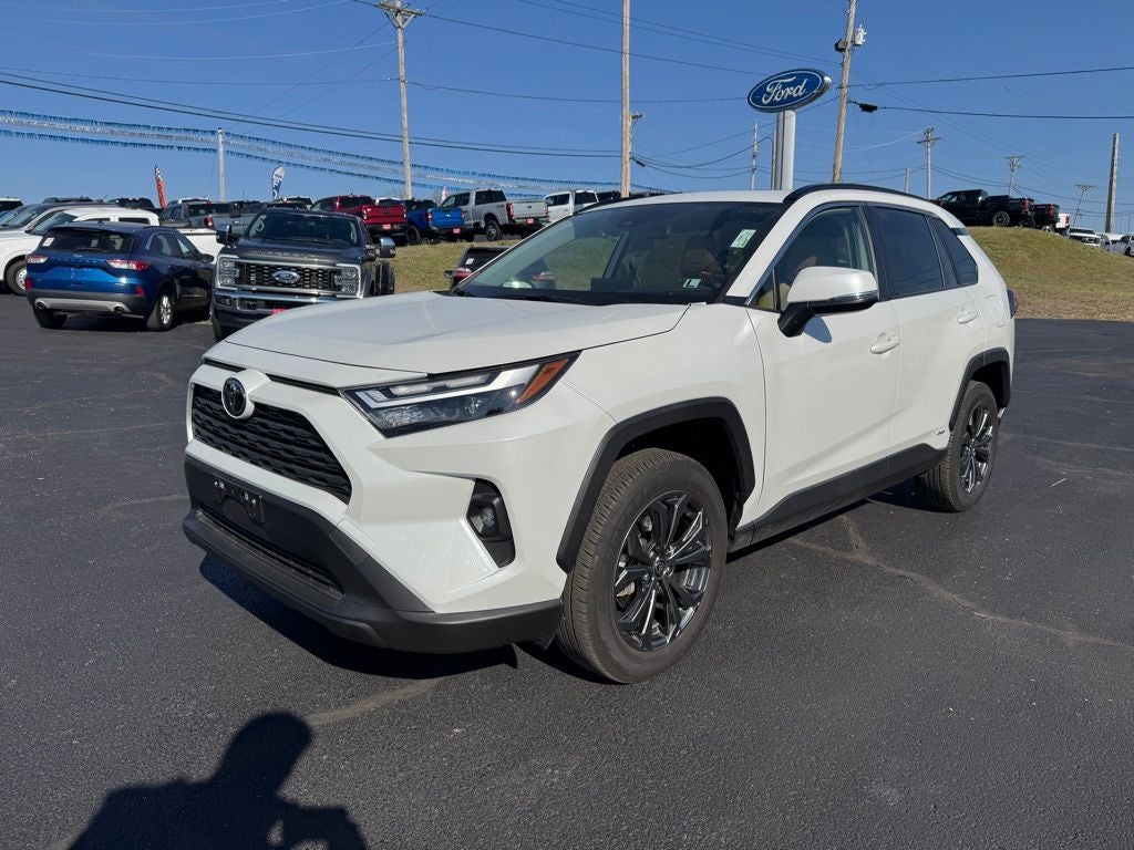2025 Toyota RAV4 Hybrid XLE Premium