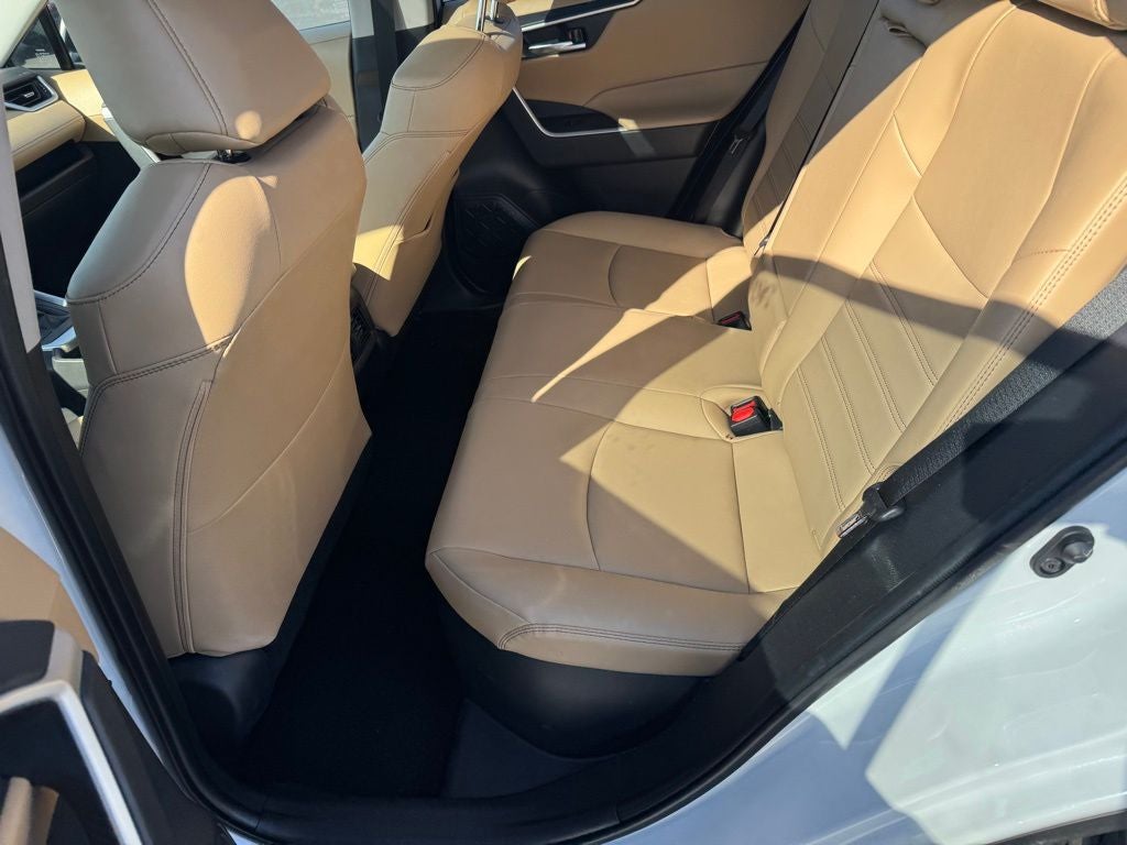 2025 Toyota RAV4 Hybrid XLE Premium