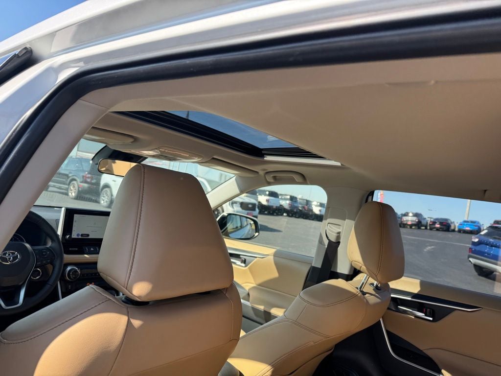 2025 Toyota RAV4 Hybrid XLE Premium