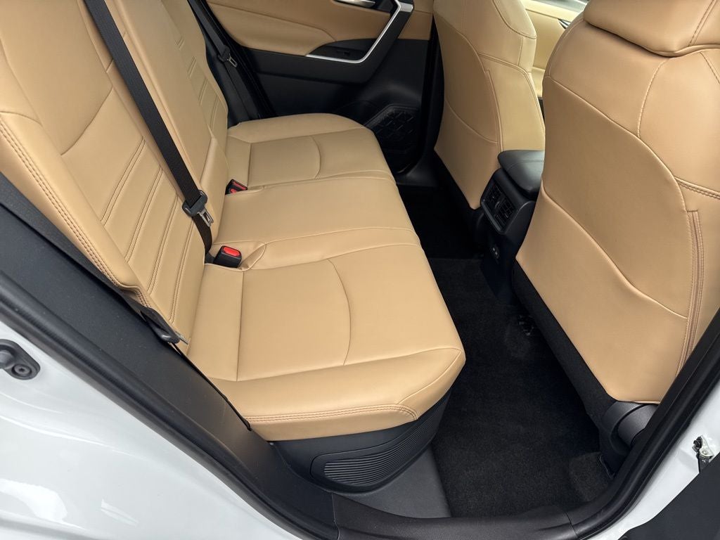 2025 Toyota RAV4 Hybrid XLE Premium