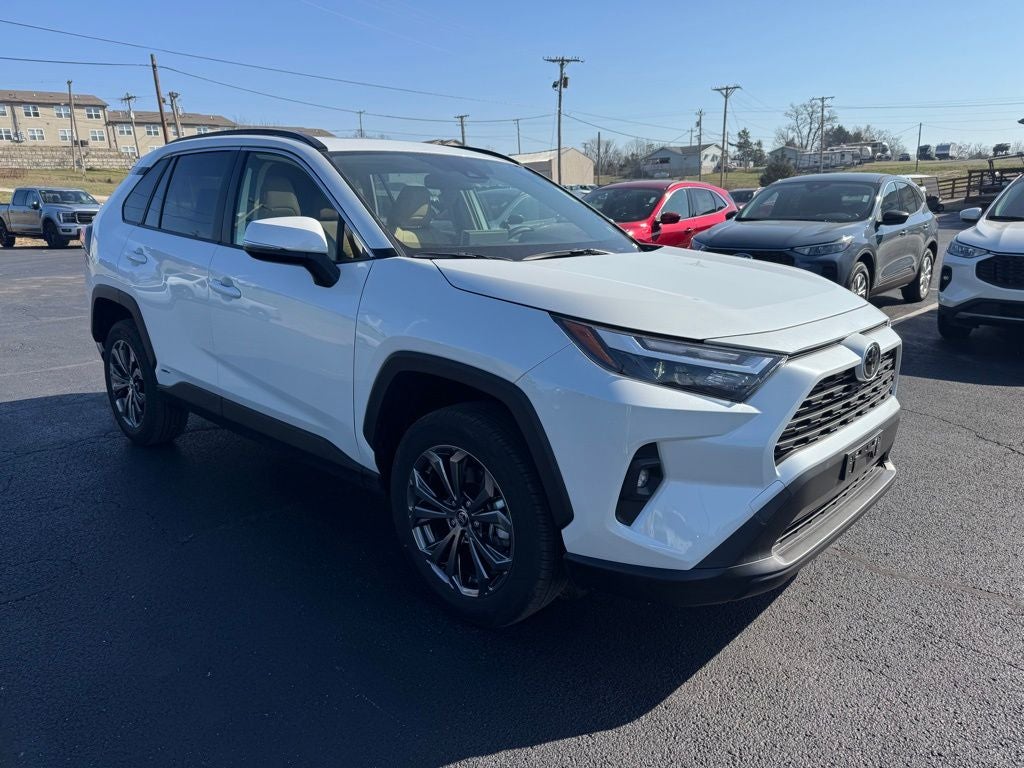 2025 Toyota RAV4 Hybrid XLE Premium
