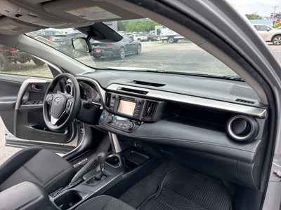 2018 Toyota RAV4 Hybrid LE