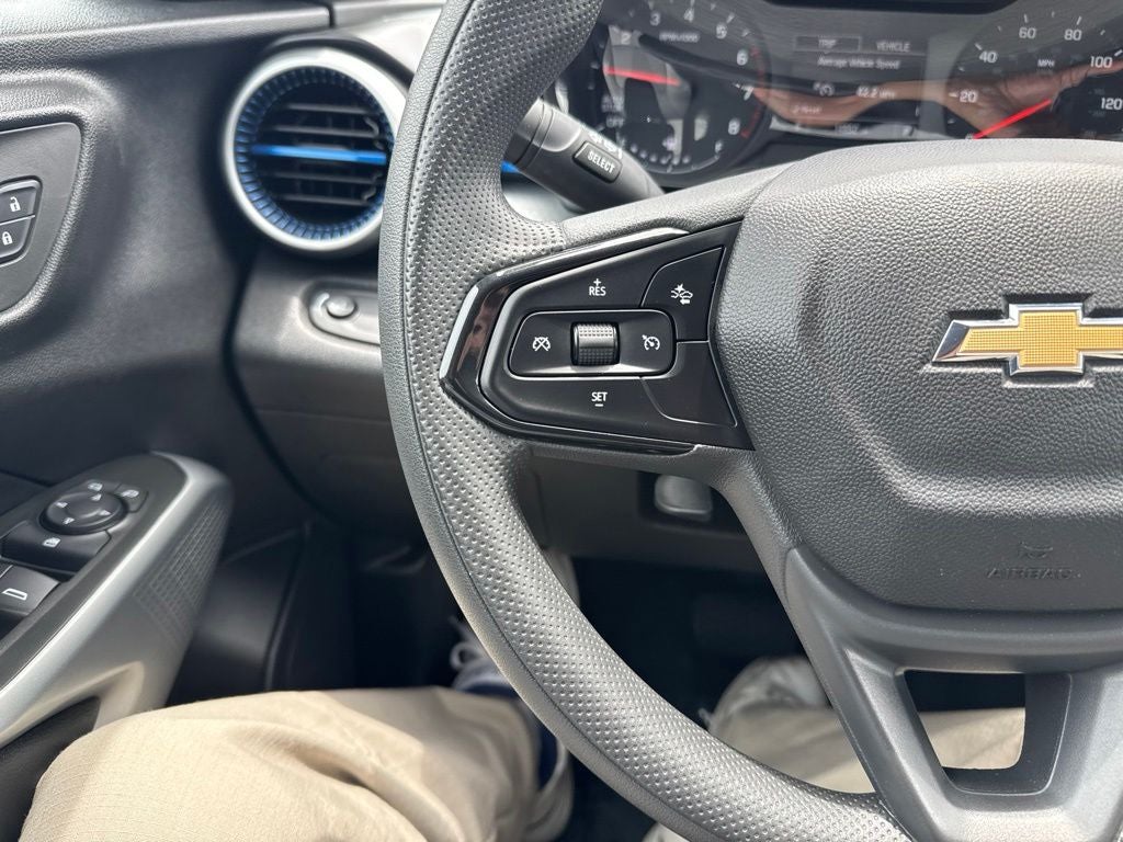 2026 Chevrolet Trax FWD LS