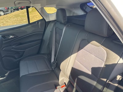 2025 Chevrolet Trax FWD LT