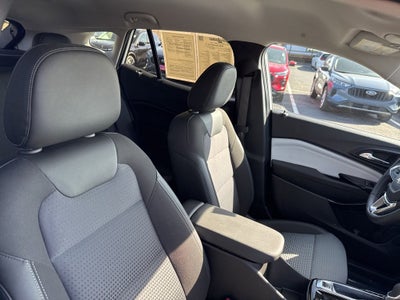 2025 Chevrolet Trax FWD LT