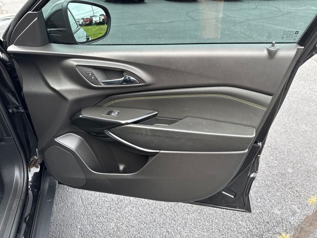 2025 Chevrolet Trax FWD LT