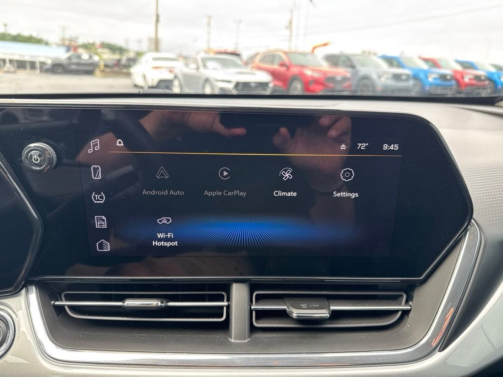 2025 Chevrolet Trax FWD LT