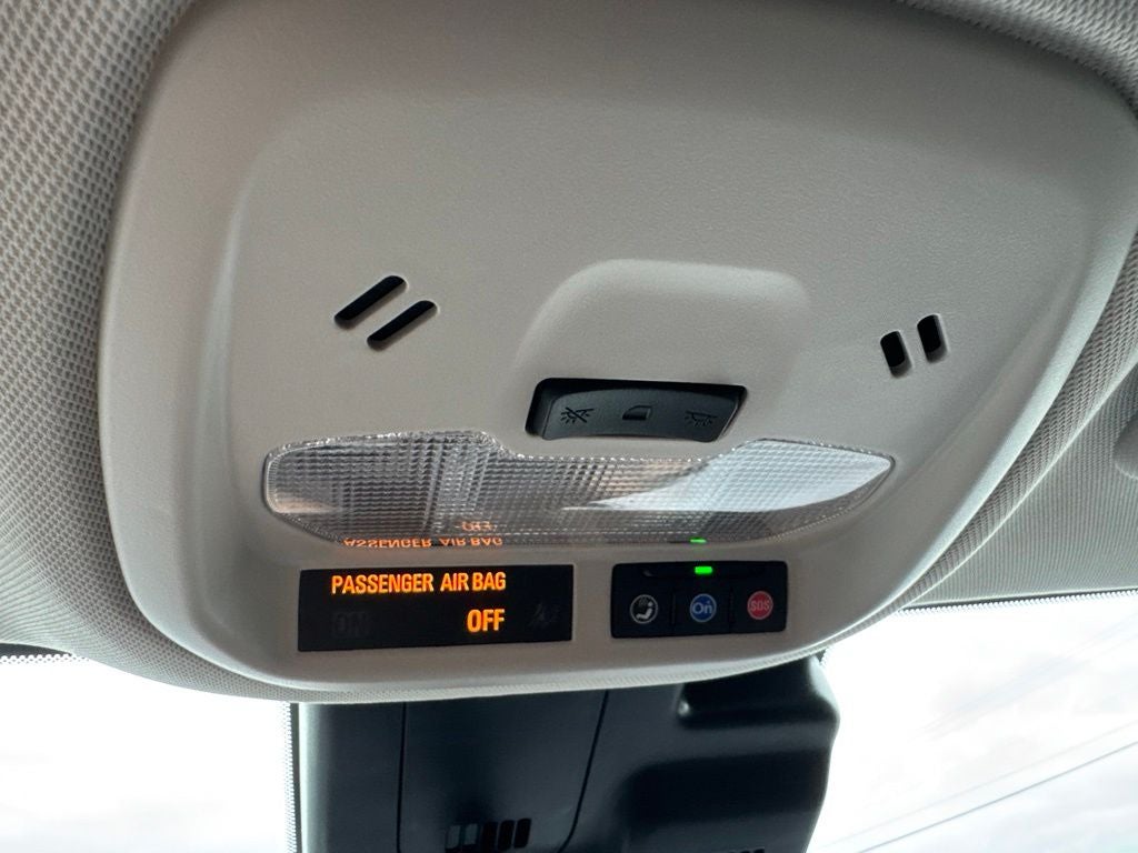 2025 Chevrolet Trax FWD LT