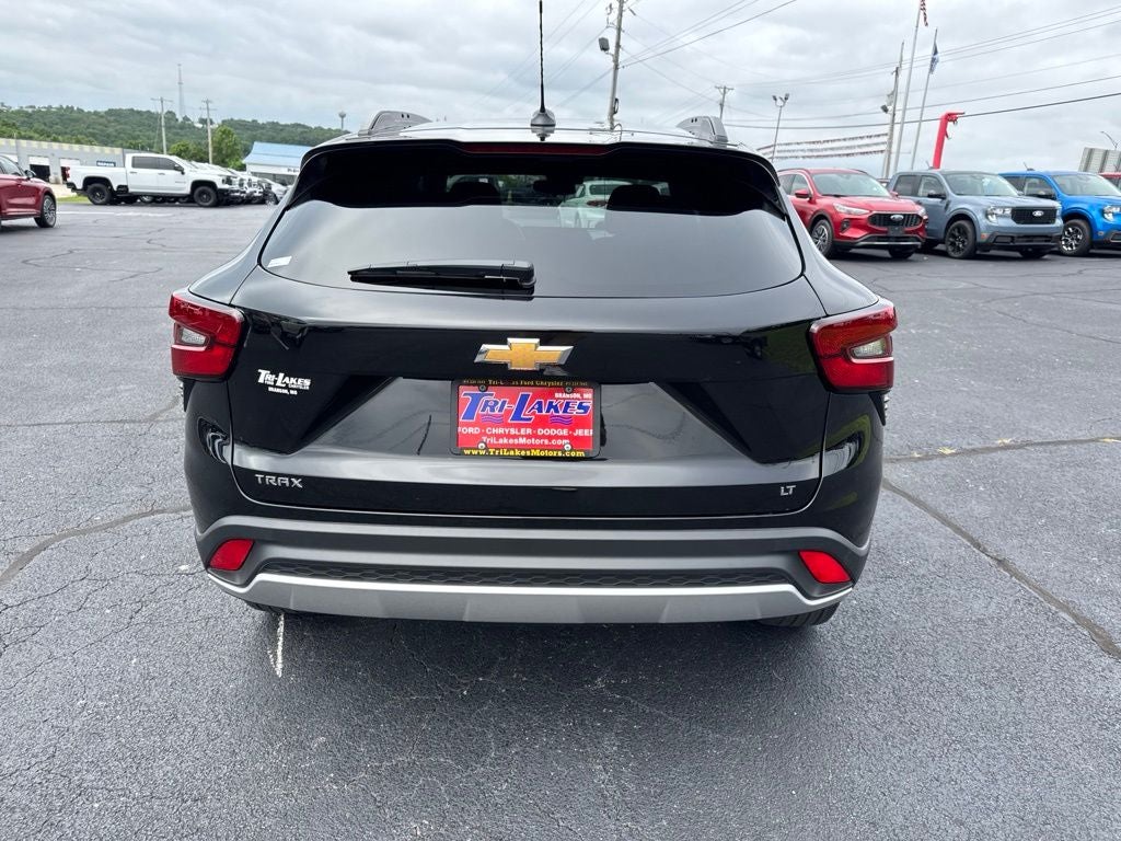 2025 Chevrolet Trax FWD LT