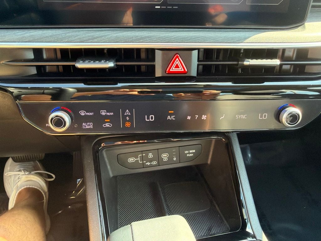 2025 Kia K5 EX