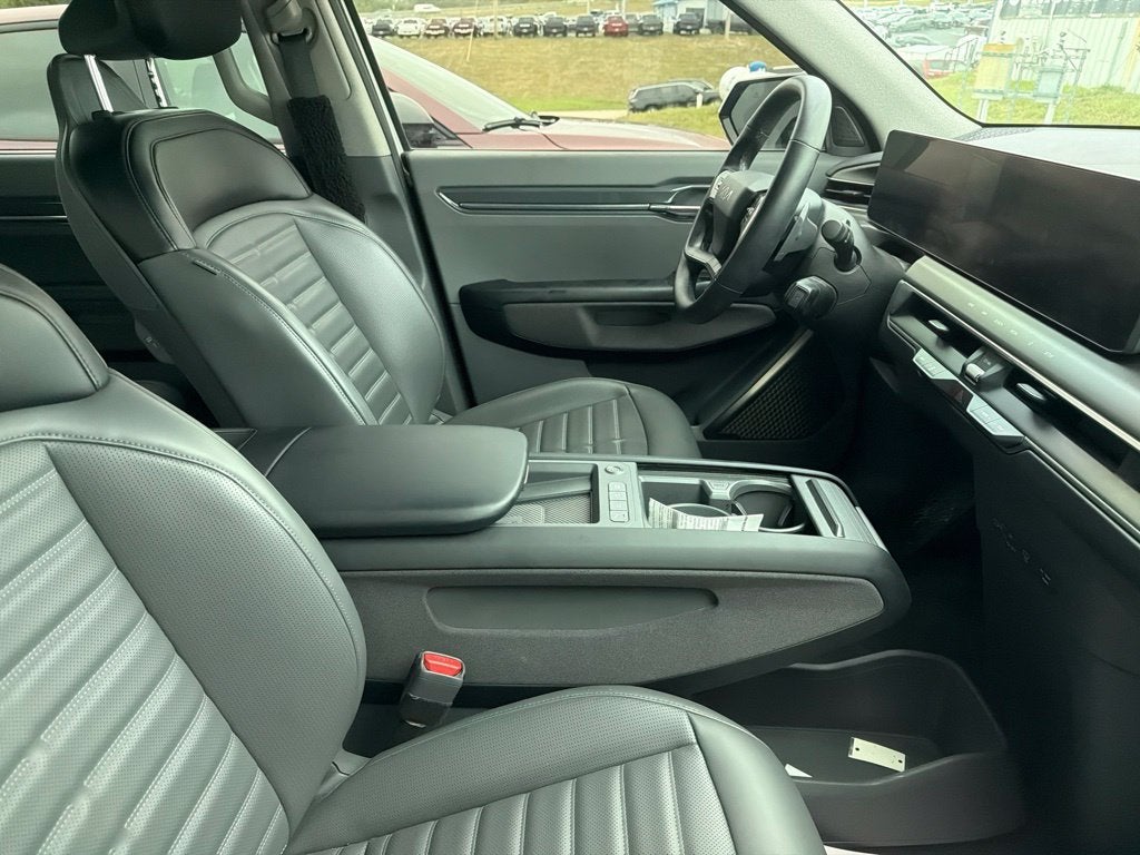 2024 Kia EV9 Land
