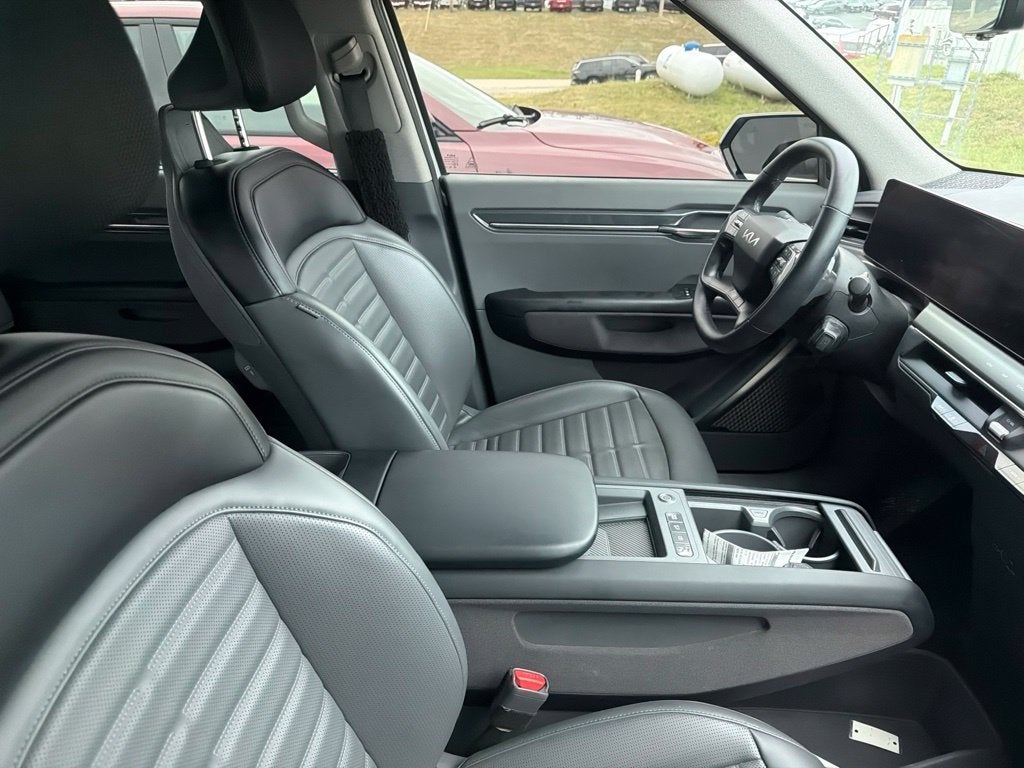 2024 Kia EV9 Land