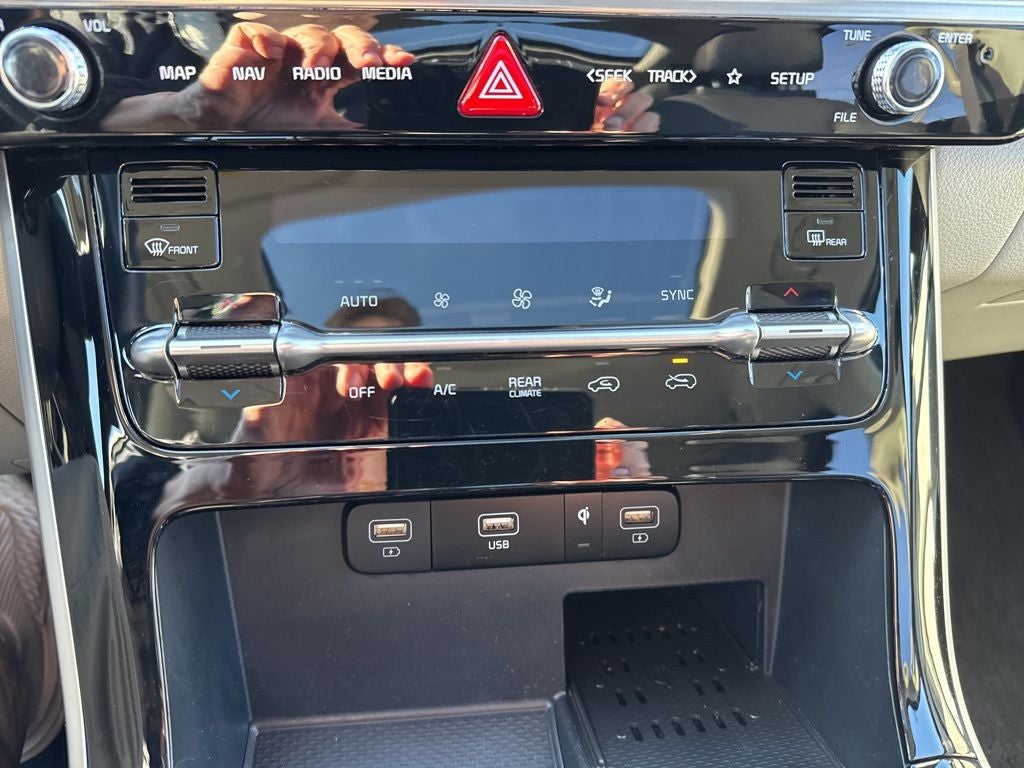 2024 Kia Carnival MPV SX Prestige