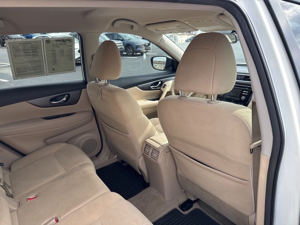 2015 Nissan Rogue SV