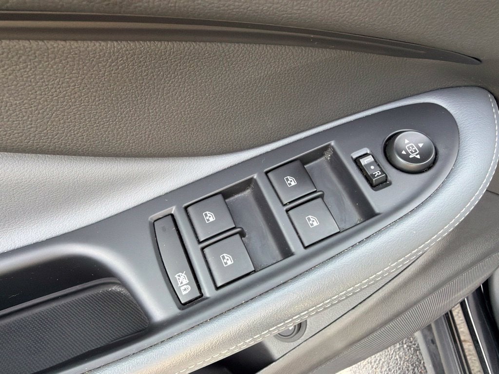 2020 Buick Envision FWD Essence
