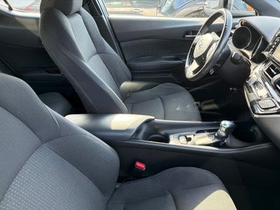 2018 Toyota C-HR XLE Premium