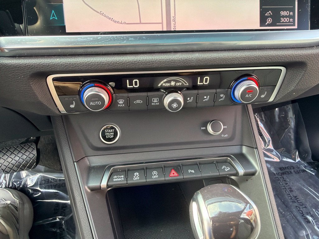 2022 Audi Q3 Premium Plus 45 TFSI S line quattro Tiptronic