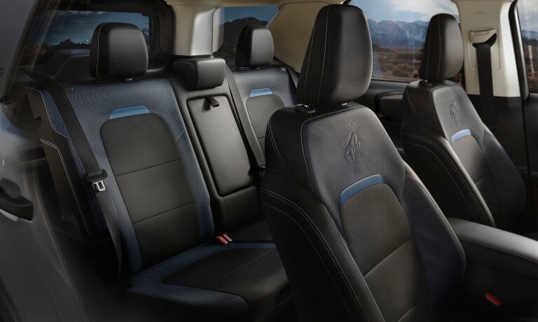 26Ford-Bronco-InteriorSeatingFrontAngleView