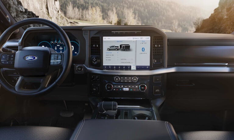 2026Ford-F150-InteriorInfotainmentSystemAndDash-